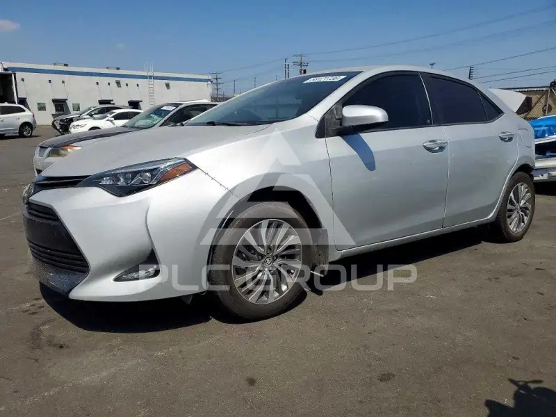2017 Toyota COROLLA фото