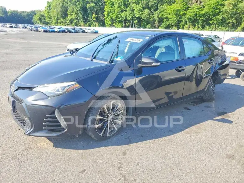 2017 Toyota COROLLA фото