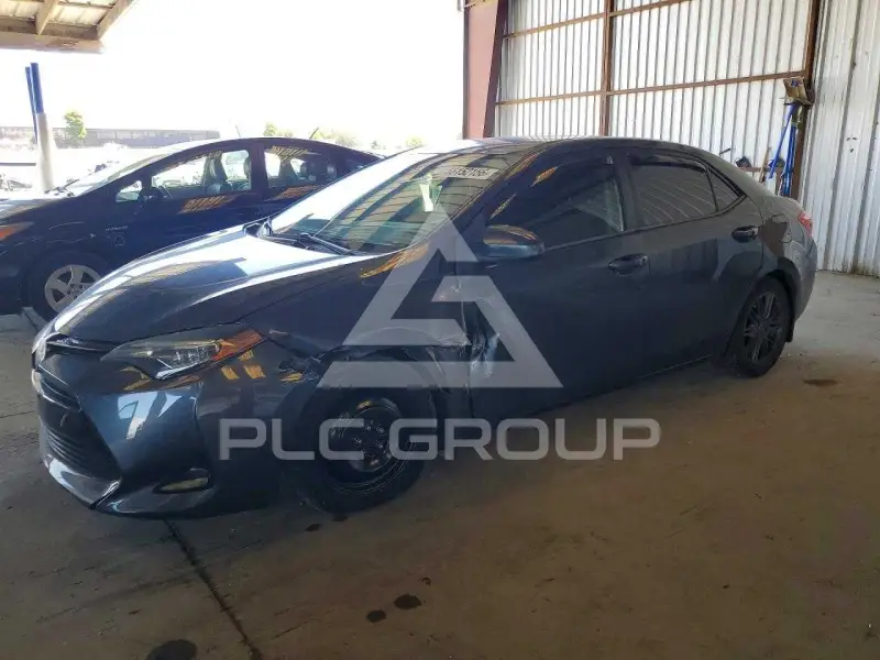 2017 Toyota COROLLA фото