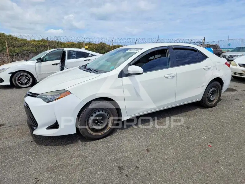 2017 Toyota COROLLA photo