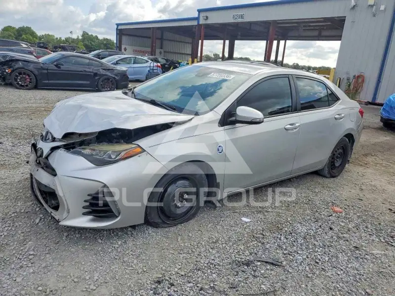 2017 Toyota COROLLA фото