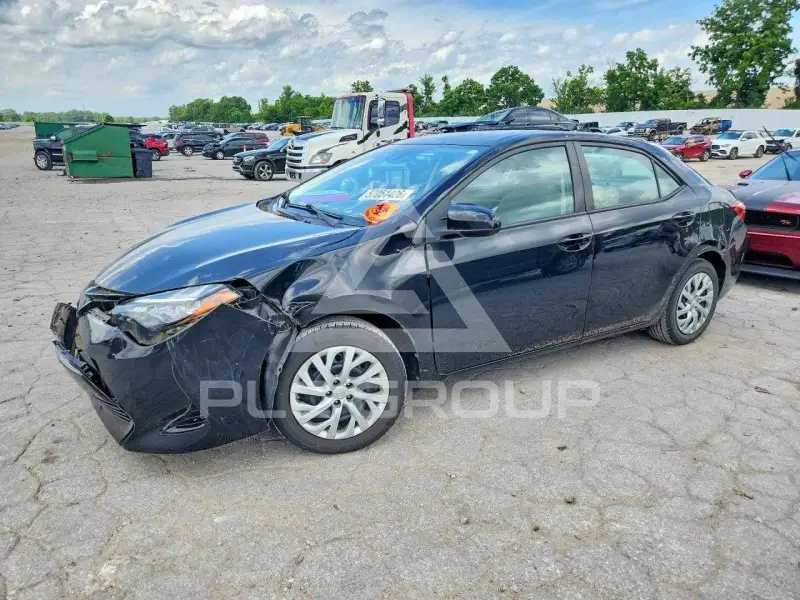 2017 Toyota COROLLA photo