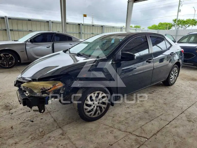 2017 Toyota COROLLA фото