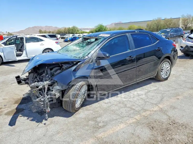 2017 Toyota COROLLA фото