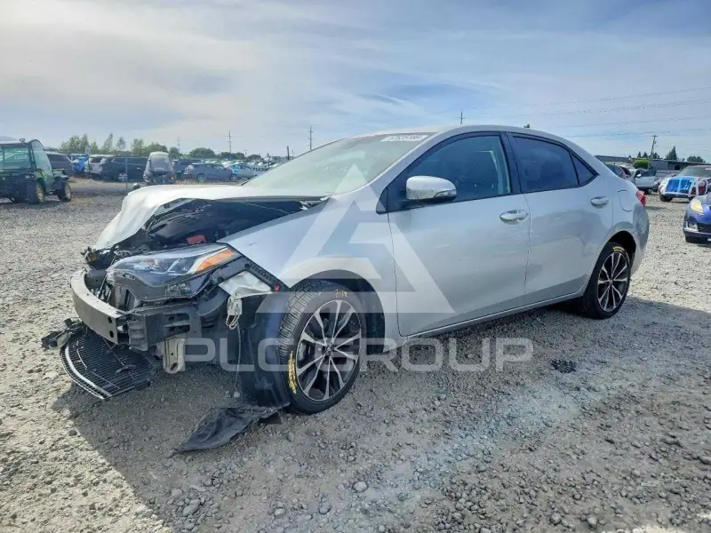 2017 Toyota COROLLA фото