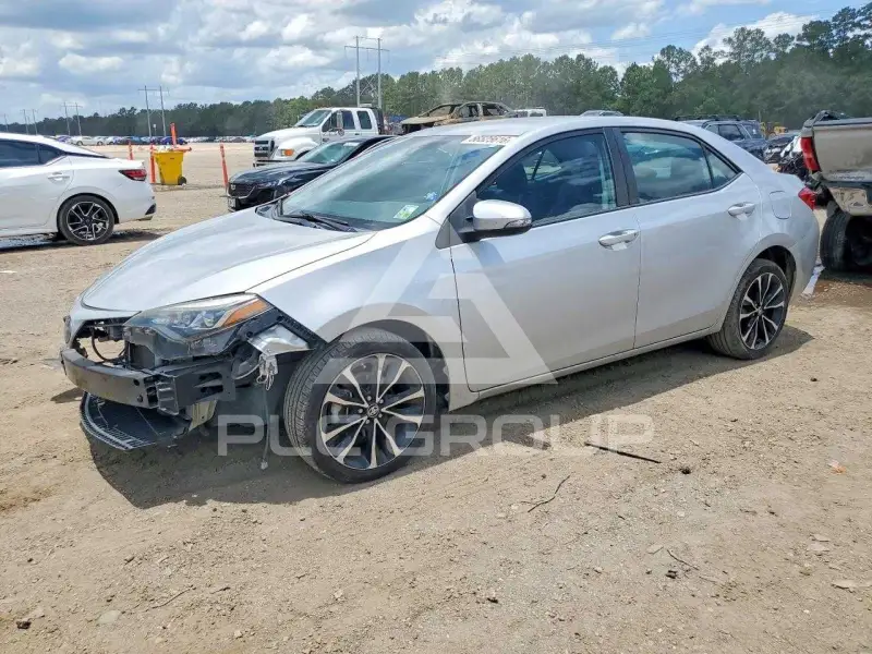 2017 Toyota COROLLA фото