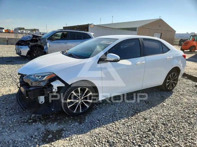 2017 Toyota COROLLA фото
