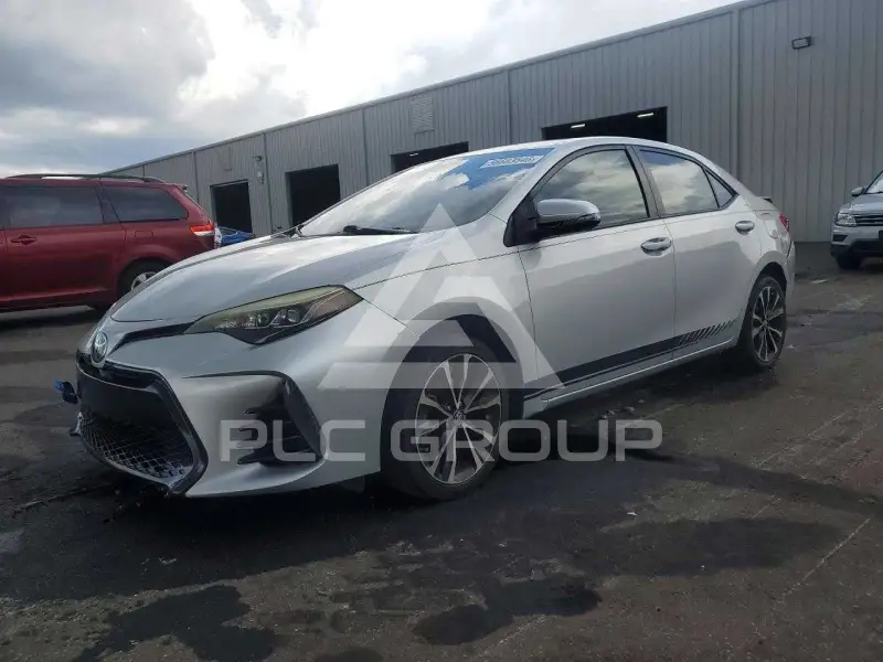 2017 Toyota COROLLA фото