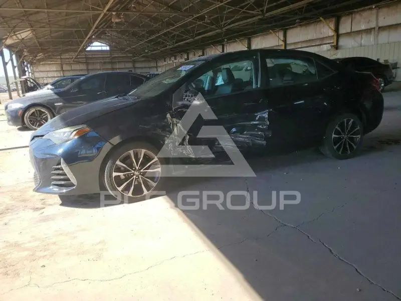 2017 Toyota COROLLA фото