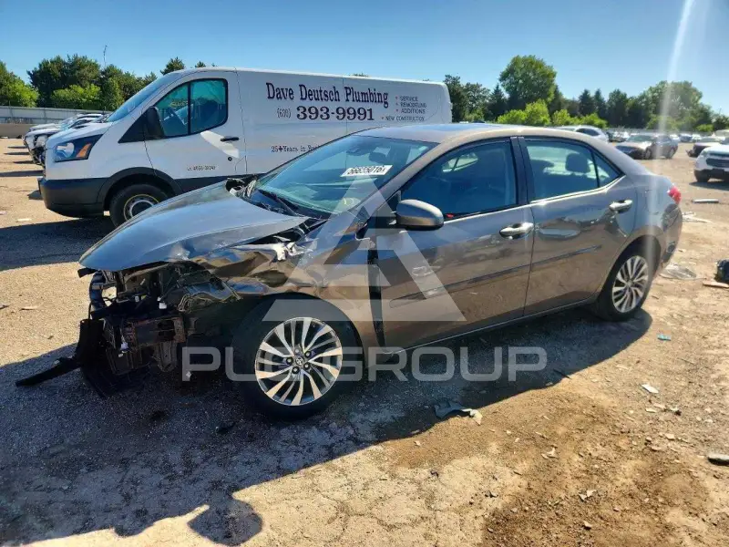 2017 Toyota COROLLA фото