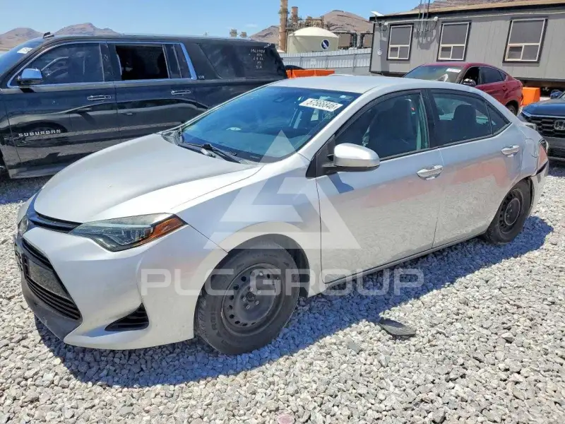 2017 Toyota COROLLA фото