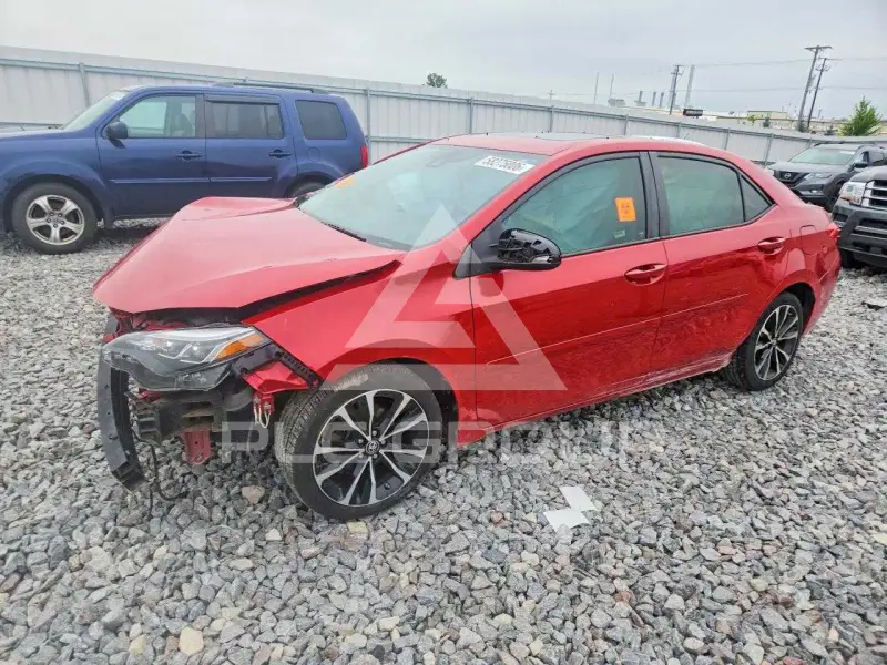 2017 Toyota COROLLA фото
