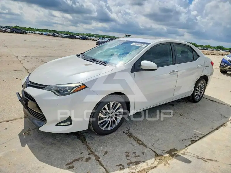 2017 Toyota COROLLA фото