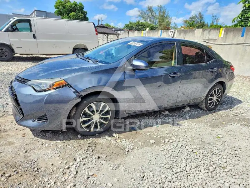 2017 Toyota COROLLA photo