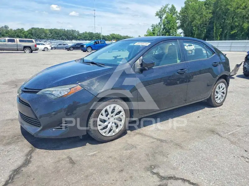 2017 Toyota COROLLA фото