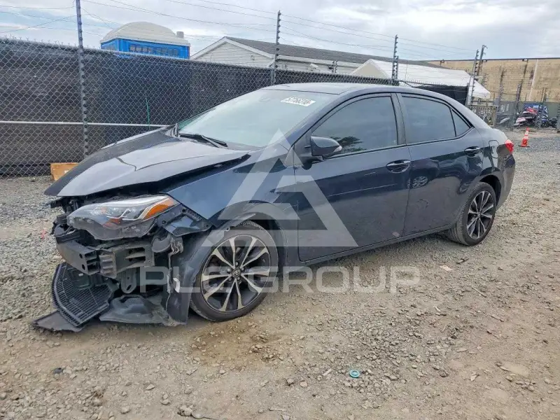 2017 Toyota COROLLA фото