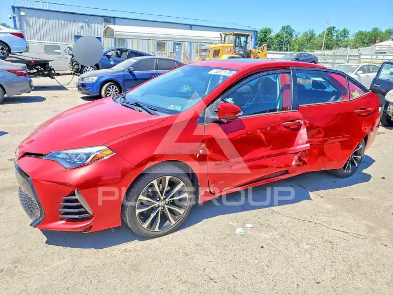 2017 Toyota COROLLA фото