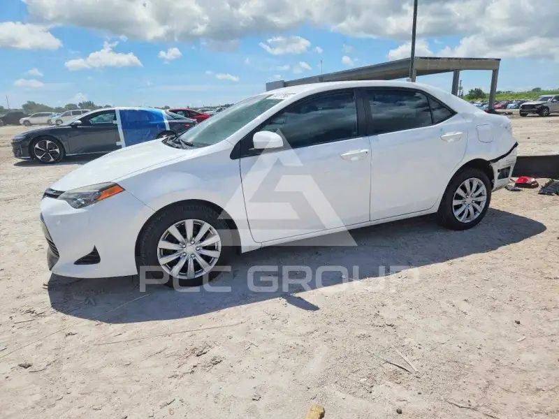 2017 Toyota COROLLA photo