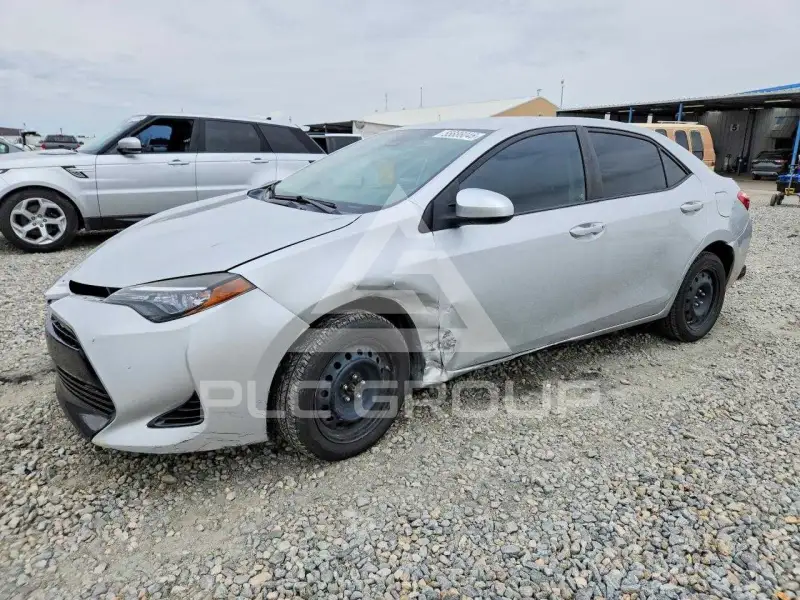2017 Toyota COROLLA фото