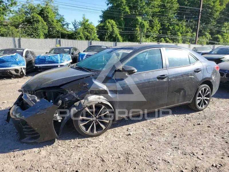 2017 Toyota COROLLA фото