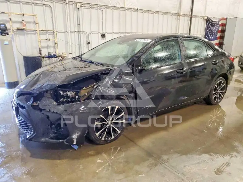 2017 Toyota COROLLA фото