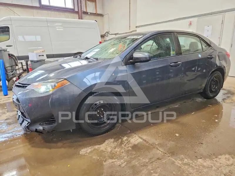 2017 Toyota COROLLA фото