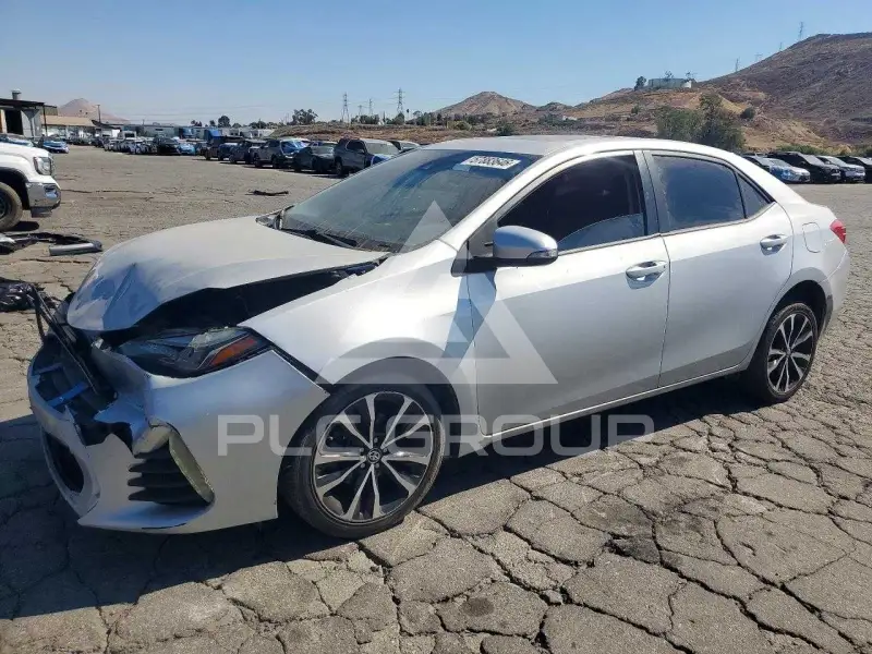 2017 Toyota COROLLA фото