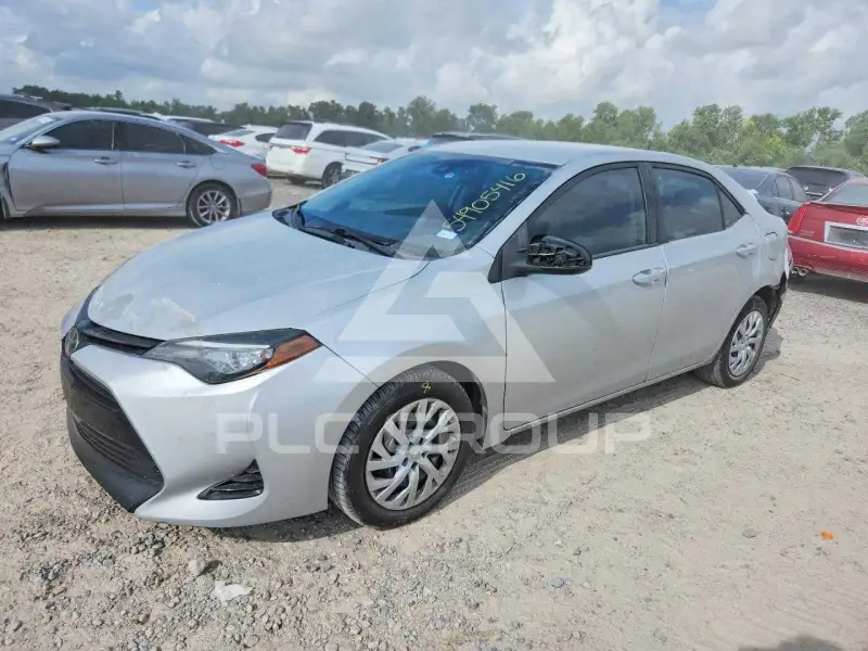 2017 Toyota COROLLA фото