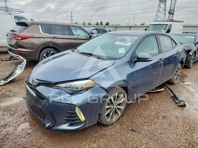 2017 Toyota COROLLA фото