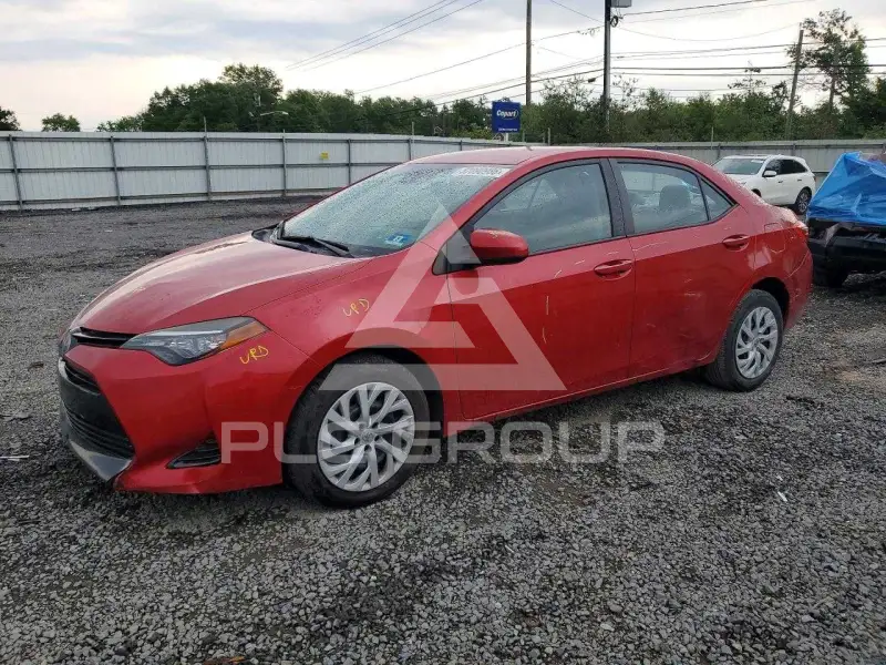 2017 Toyota COROLLA фото