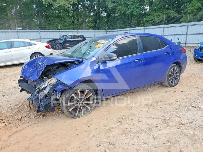 2017 Toyota COROLLA фото