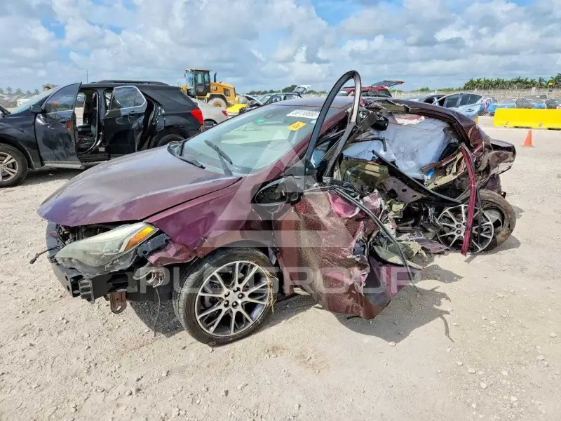 2017 Toyota COROLLA фото