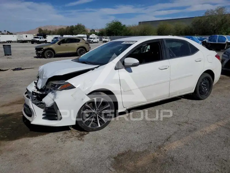 2017 Toyota COROLLA фото