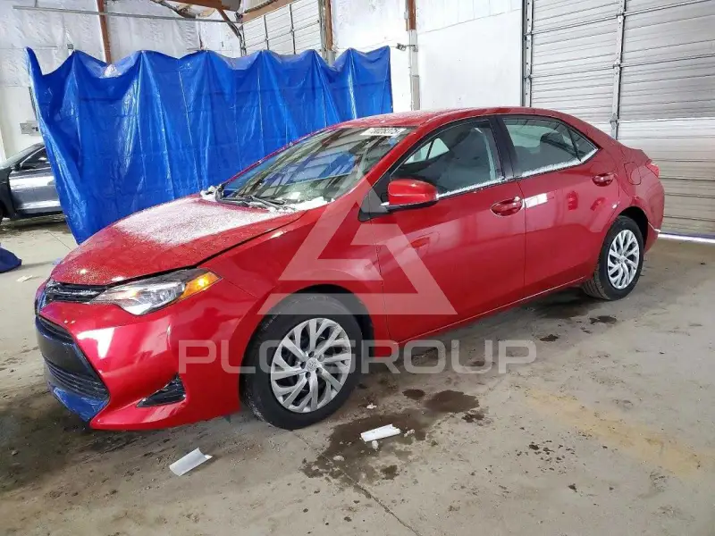 2017 Toyota COROLLA фото