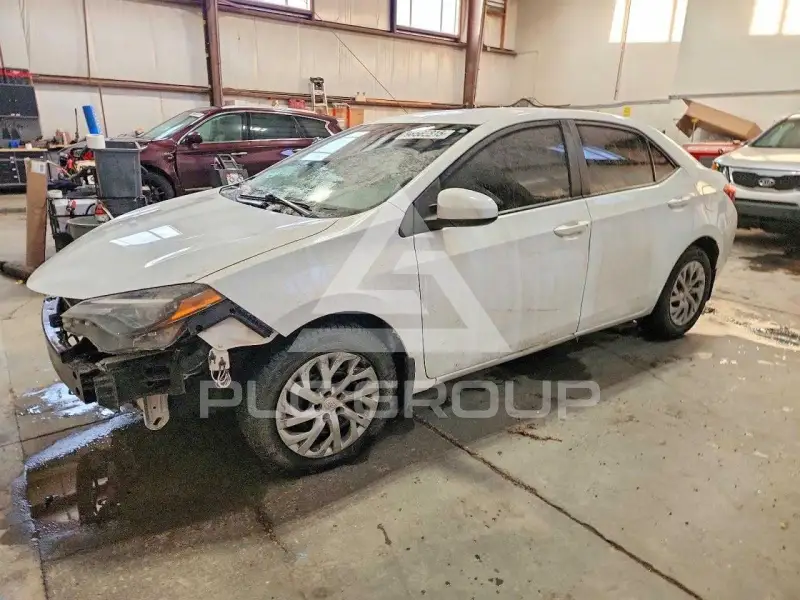 2017 Toyota COROLLA фото