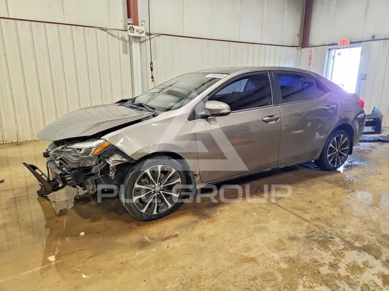 2017 Toyota COROLLA фото