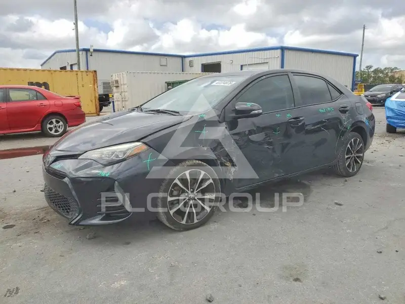 2017 Toyota COROLLA фото