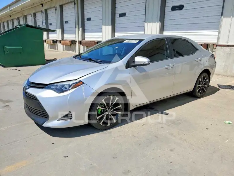 2017 Toyota COROLLA фото