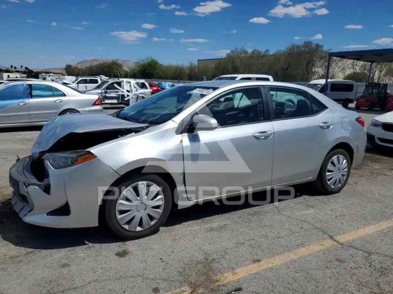 2017 Toyota COROLLA photo
