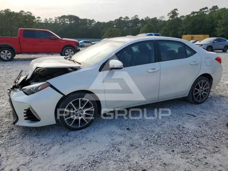 2017 Toyota COROLLA photo