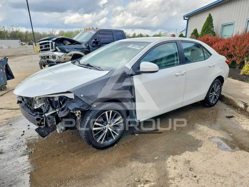 2017 Toyota COROLLA фото