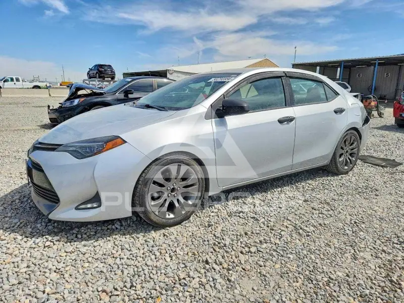 2017 Toyota COROLLA фото