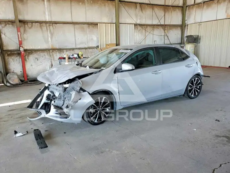 2017 Toyota COROLLA фото
