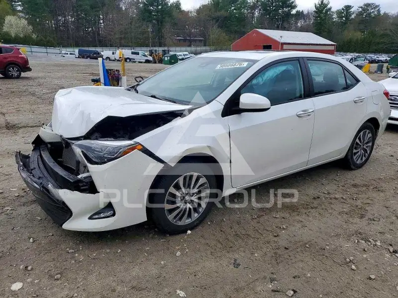 2017 Toyota COROLLA фото