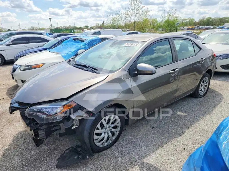 2017 Toyota COROLLA фото