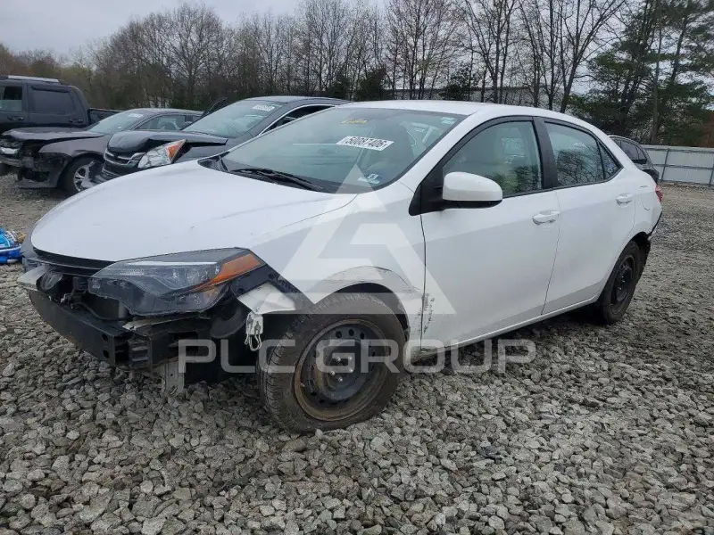 2017 Toyota COROLLA фото