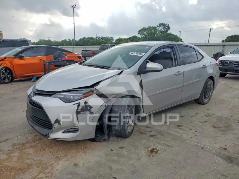 2017 Toyota COROLLA фото