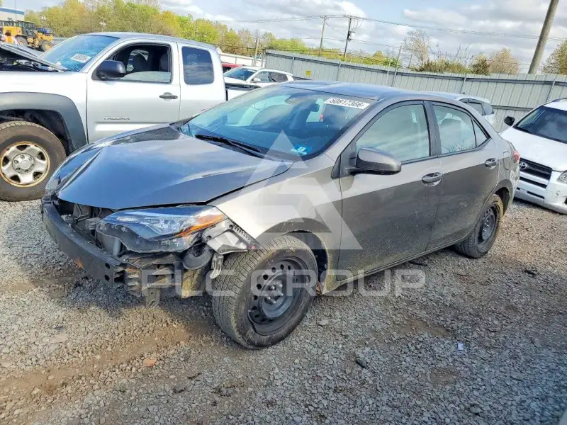 2017 Toyota COROLLA фото