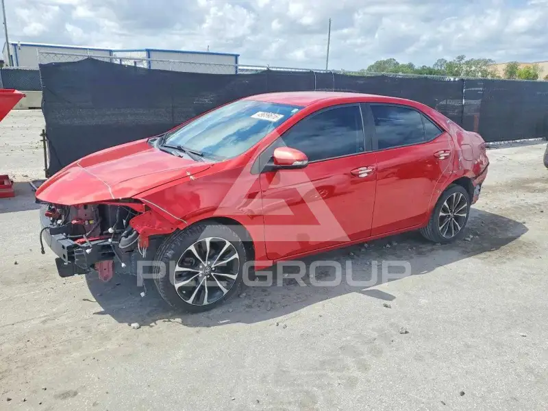 2017 Toyota COROLLA фото