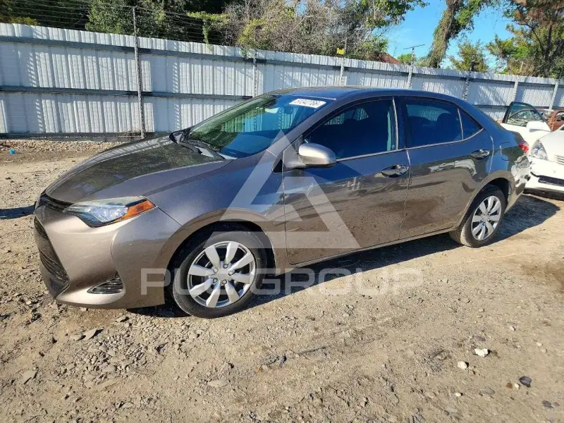 2017 Toyota COROLLA фото